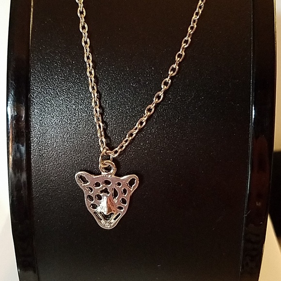 Panther Silver Tone Necklace 16" +3" extender - Picture 1 of 1